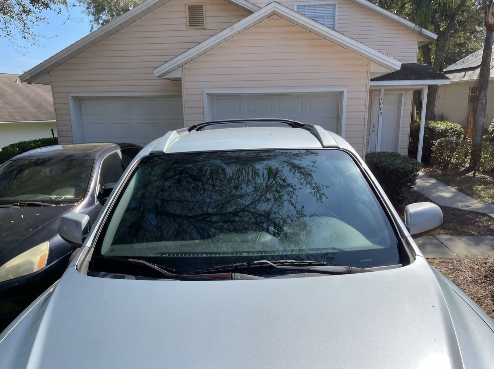 Mobile windshield replacement completed in Apopka, Florida by Bang AutoGlass