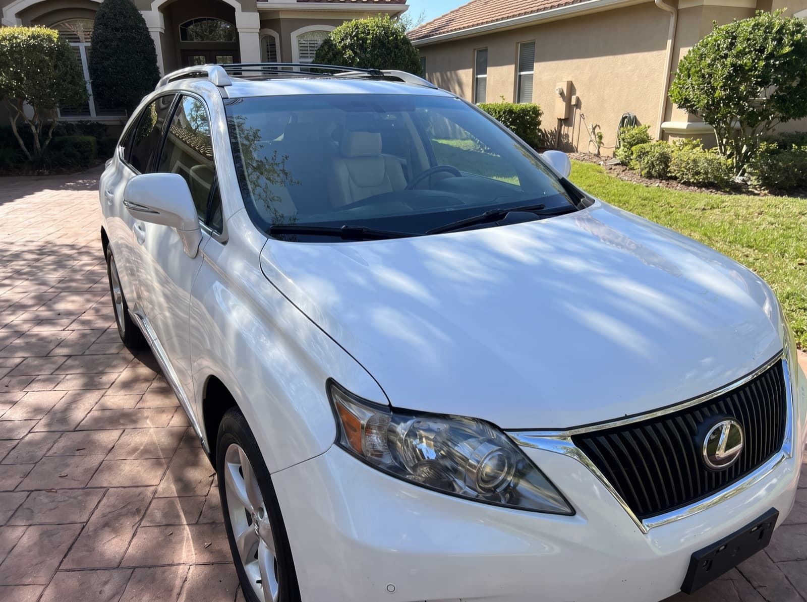 Mobile windshield replacement completed in Bradenton, Florida by Bang AutoGlass