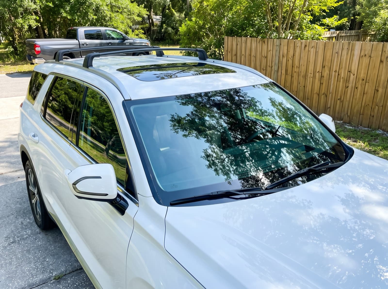 Mobile windshield replacement completed in Brooksville, Florida by Bang AutoGlass