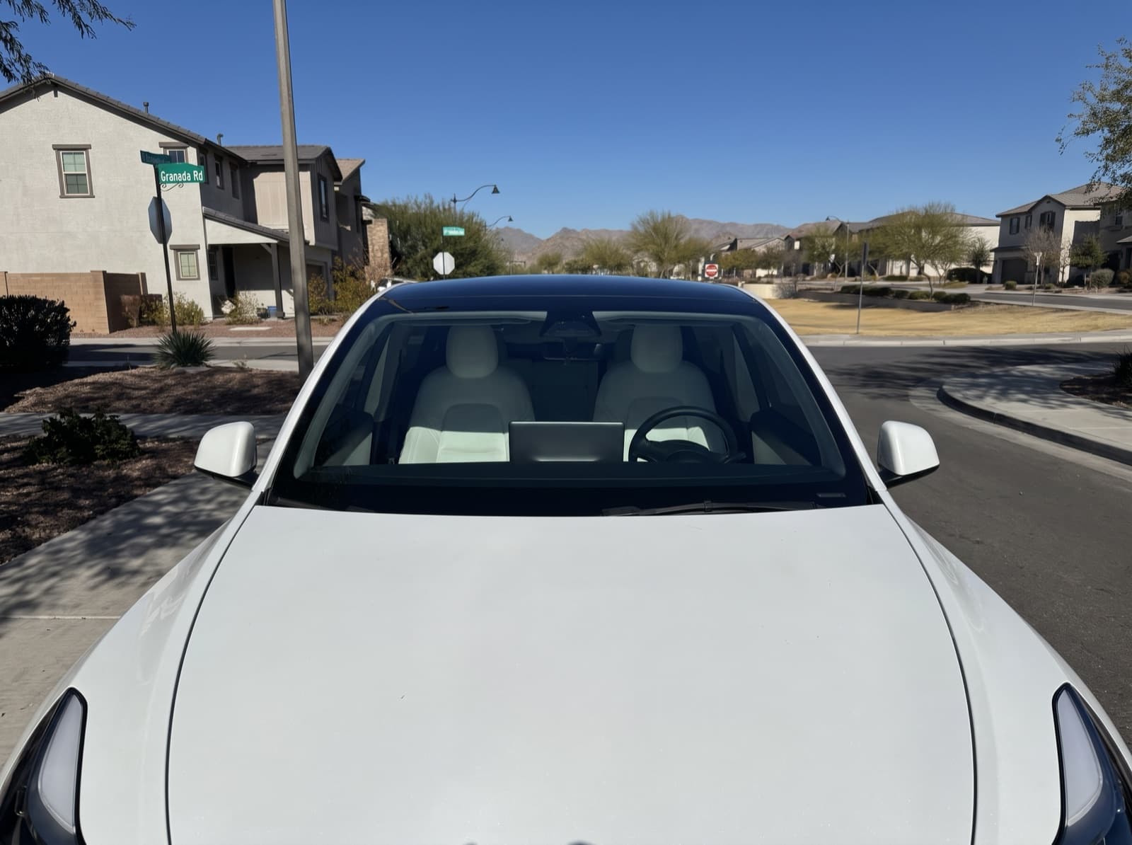 Completed mobile windshield replacement in Buckeye, Arizona