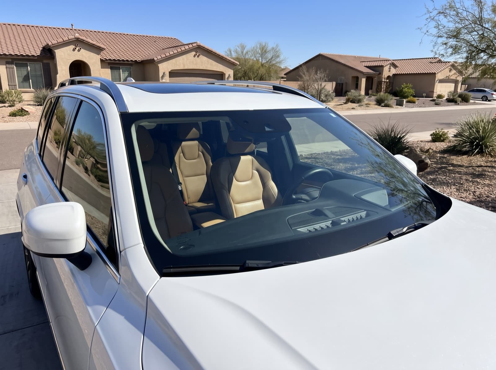 Completed mobile windshield replacement in Casa Grande, Arizona