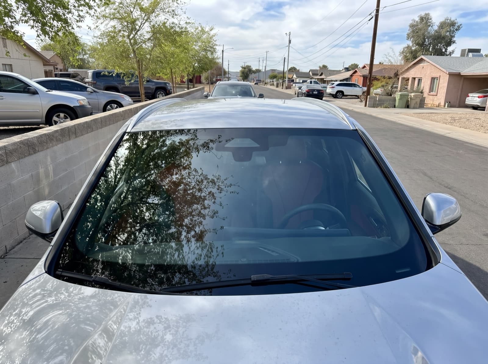 Completed mobile windshield replacement in Glendale, Arizona