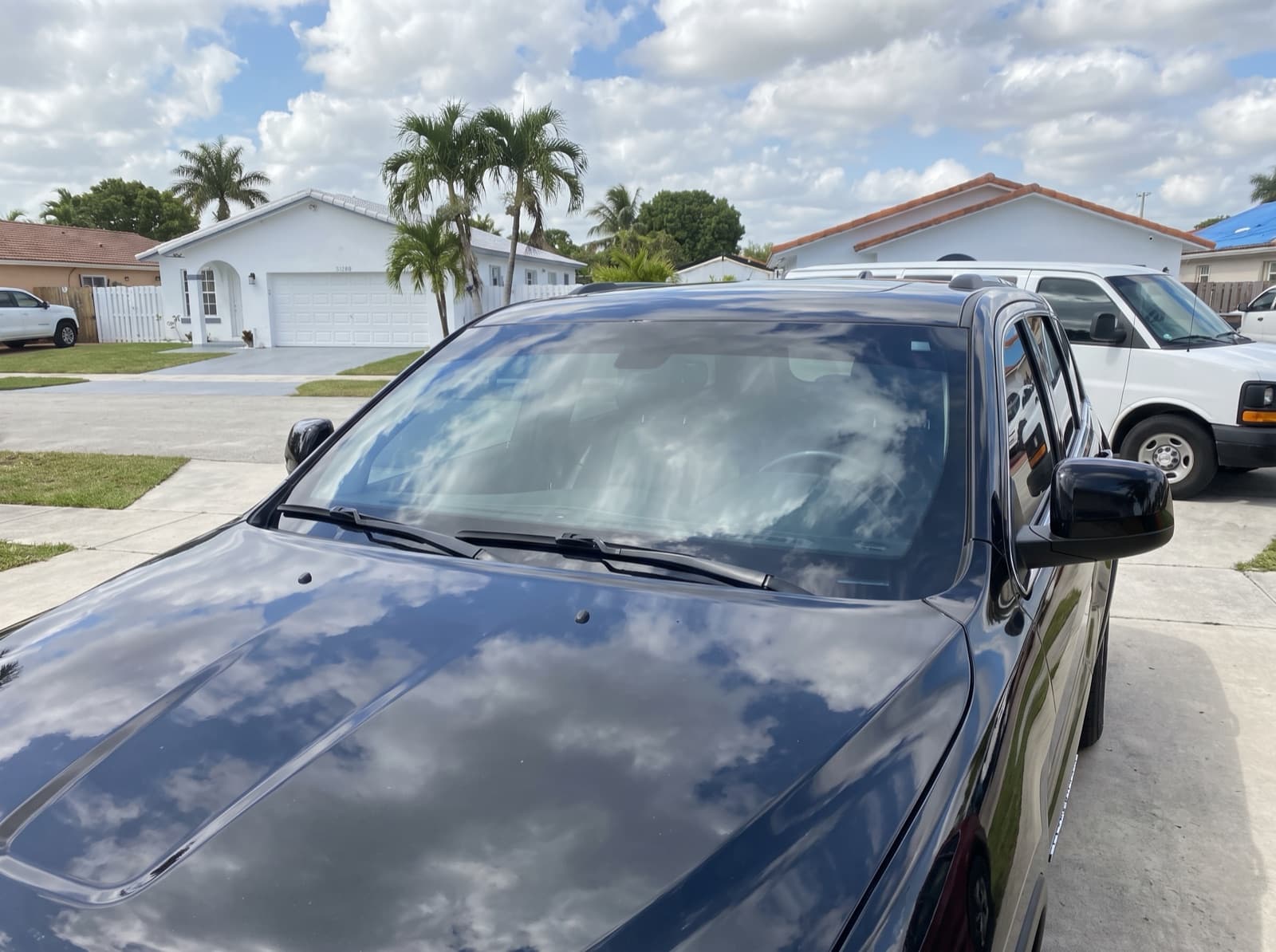 Mobile windshield replacement completed in Hialeah, Florida by Bang AutoGlass