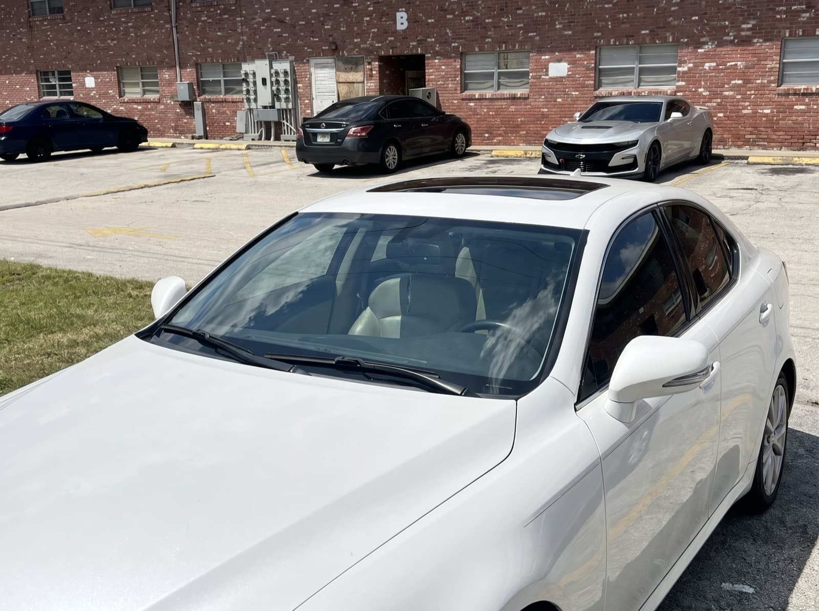 Mobile windshield replacement completed in Lake Alfred, Florida by Bang AutoGlass