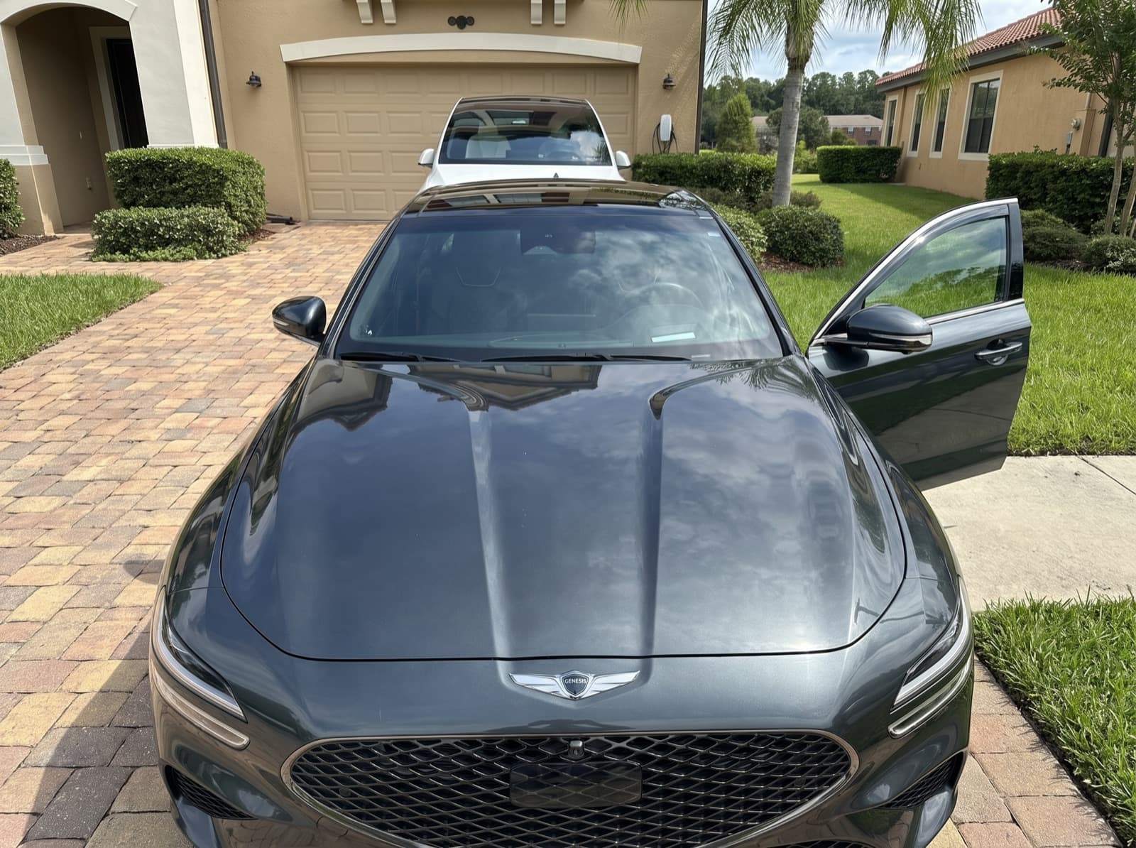 Mobile windshield replacement completed in Lakeland, Florida by Bang AutoGlass