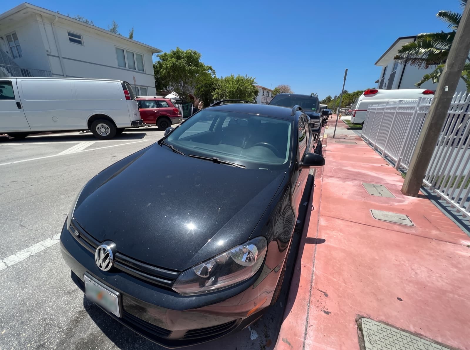 Mobile windshield replacement completed in Miami Beach, Florida by Bang AutoGlass