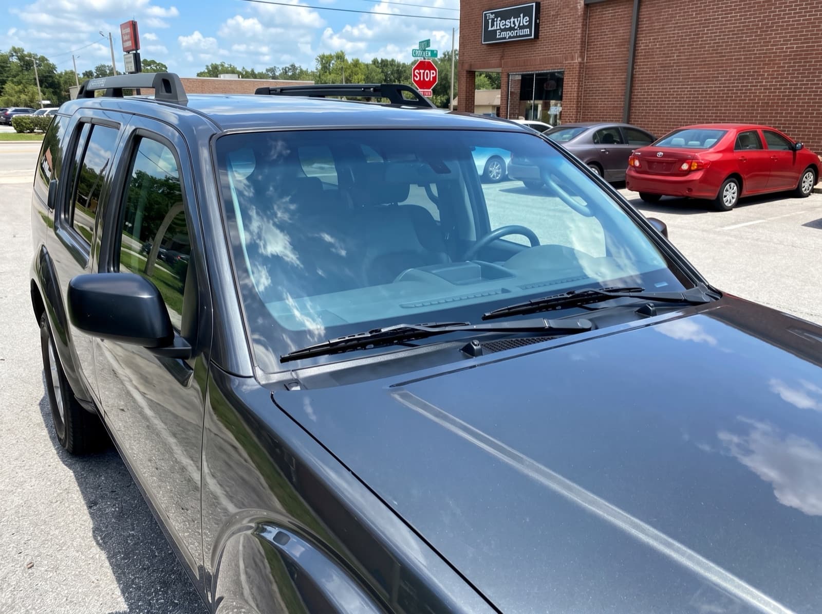 Mobile windshield replacement completed in Ocoee, Florida by Bang AutoGlass