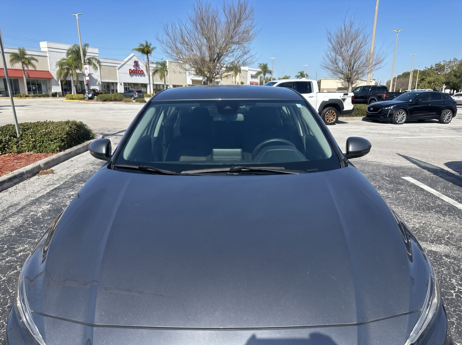 Mobile windshield replacement completed in Tarpon Springs, Florida by Bang AutoGlass