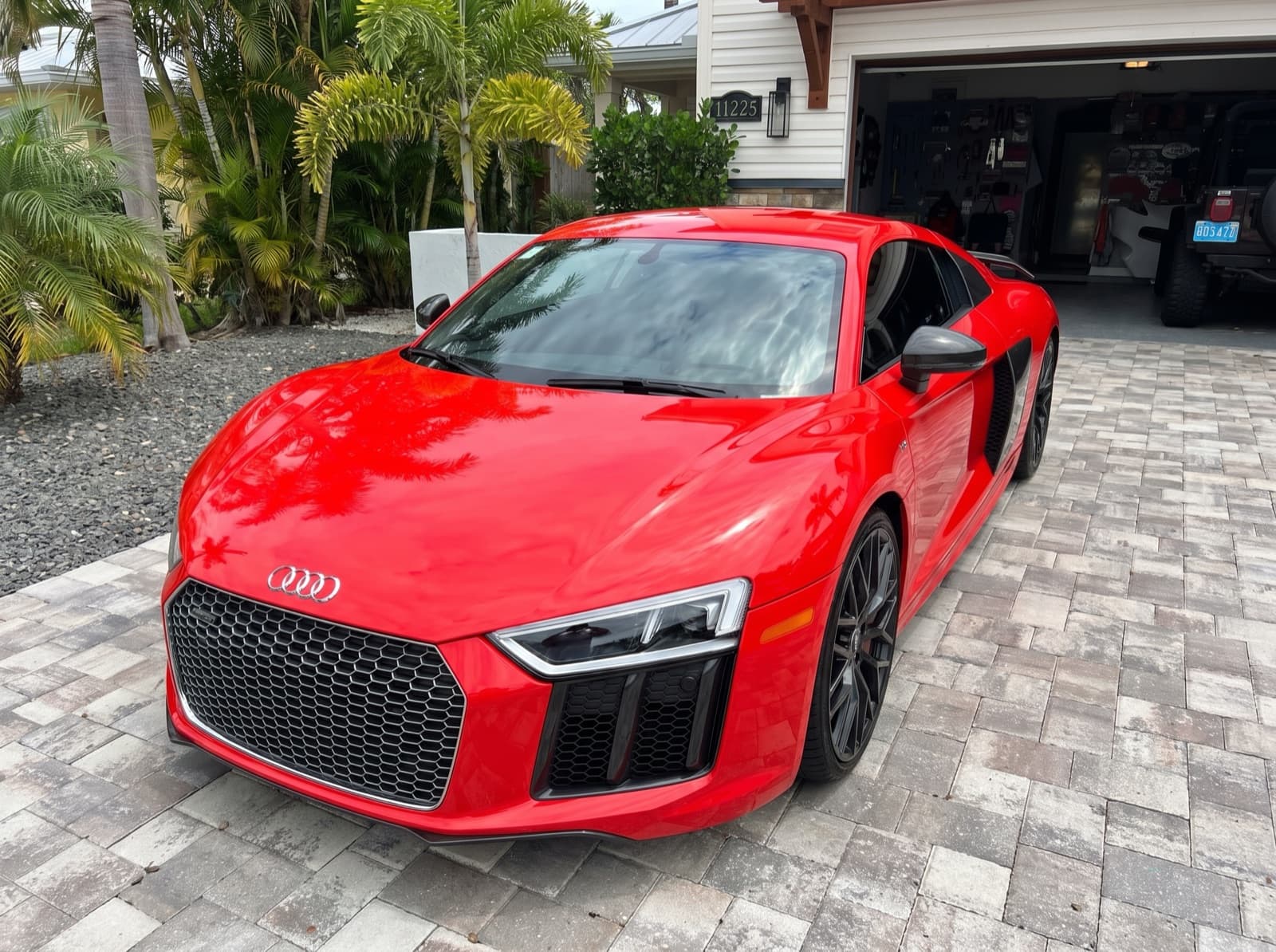 Mobile windshield replacement completed in Treasure Island, Florida by Bang AutoGlass