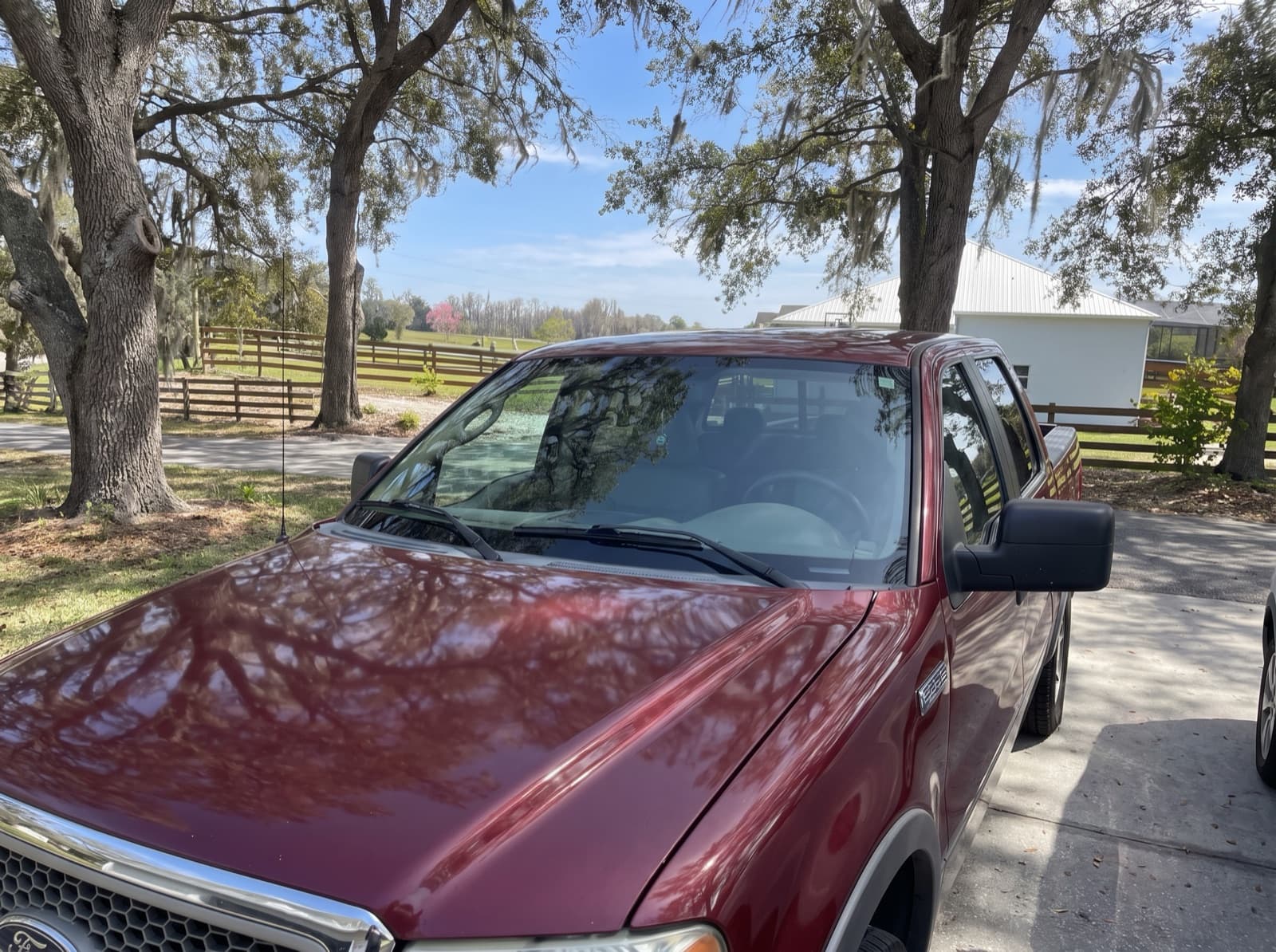 Mobile windshield replacement completed in Groveland, Florida by Bang AutoGlass
