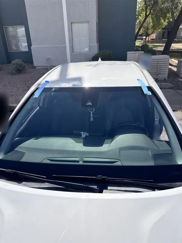 Un parabrisas que Bang AutoGlass reemplazó en Tempe, AZ